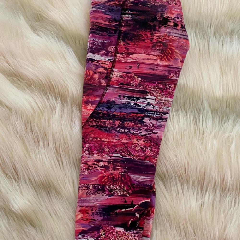 Lululemon Pink and Purple Patterned Cropped Leggings - Picture 3 of 4